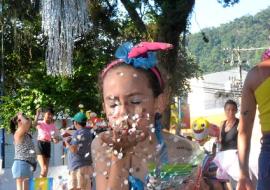 25-carnaval-de-antigamente-tera-quatro-matines-na-praca-dr-candido-motta.jpg