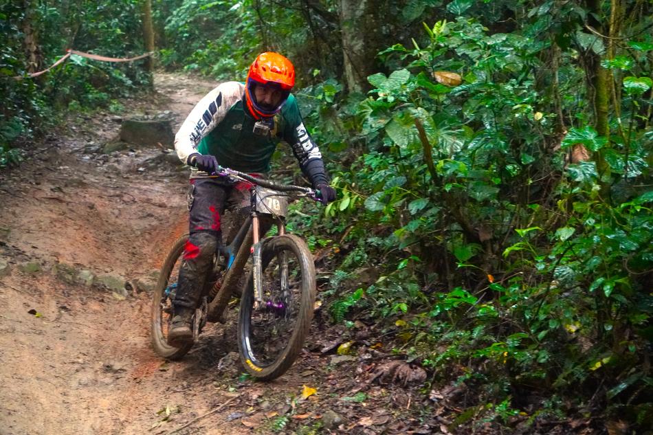 desafio-ilhabela-de-downhill-reune-mais-de-100-pilotos-e-representantes-de-36-municipios-2.jpg