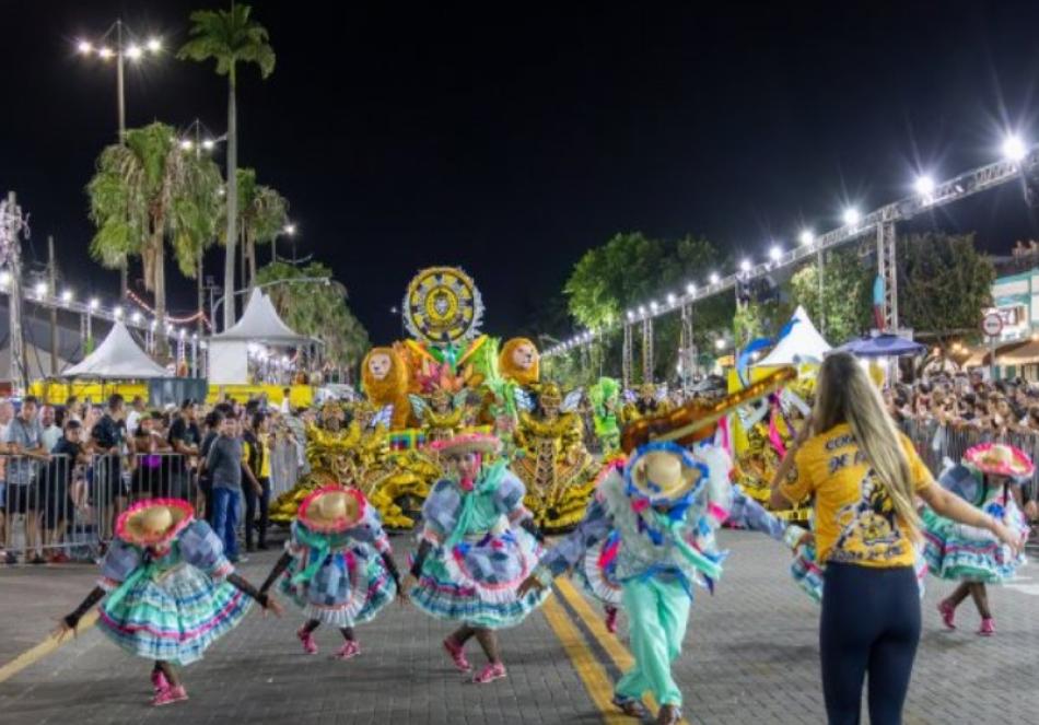 escola-de-samba-ki-fogo-e-a-grande-campea-do-grupo-especial-e-leoes-da-vila-vence-no-grupo-de-acesso-2.jpg