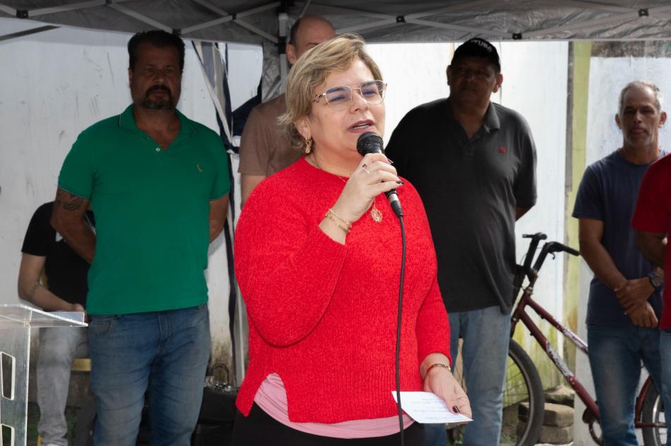 flavia-pascoal-atende-demanda-antiga-e-inicia-dragagem-do-rio-grande-1.jpeg