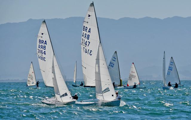 ilhabela-abre-mes-da-vela-com-a-53-semana-internacional-de-monotipos-e-reune-145-velejadores.jpeg