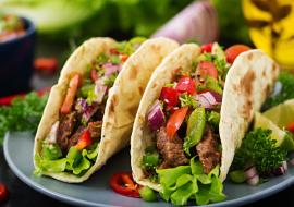 mexican-tacos-with-beef-tomato-sauce-salsa-960x540.jpg