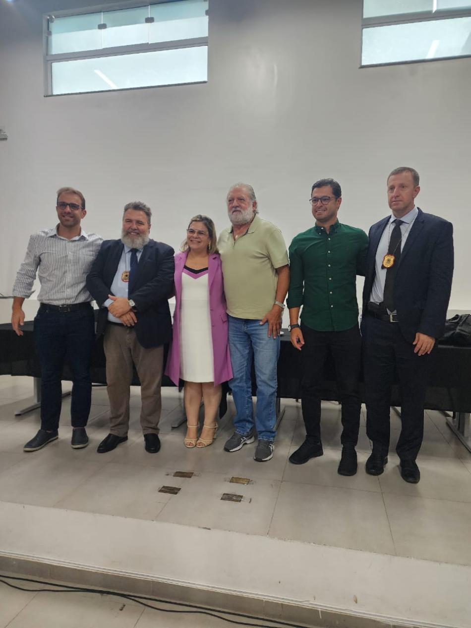 prefeito-de-ilhabela-participa-de-apresentacao-da-central-de-plantao-40-da-policia-civil.jpeg