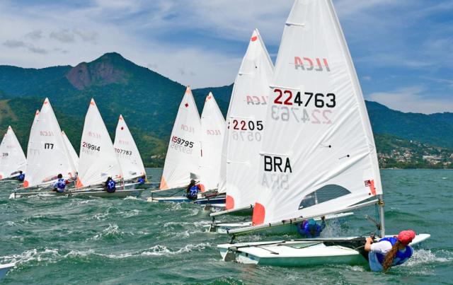 prefeito-toninho-colucci-abre-14-copa-brasil-de-vela-em-ilhabela-com-mais-de-160-atletas-de-dez-estados-brasileiros-3.jpeg