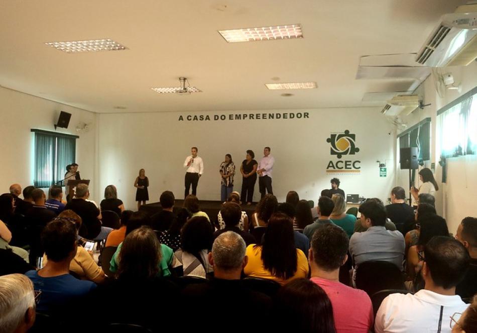 reativacao-do-programa-comercio-legal-traz-mais-agilidade-a-empreendedores-de-caraguatatuba-2.jpg