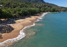 verao-em-alta-–-ilhabela-projeta-crescimento-no-turismo-e-expansao-recorde-de-vagas-de-emprego.jpg